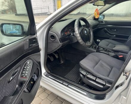 Серый БМВ 5 Серия, объемом двигателя 2 л и пробегом 300 тыс. км за 2750 $, фото 8 на Automoto.ua