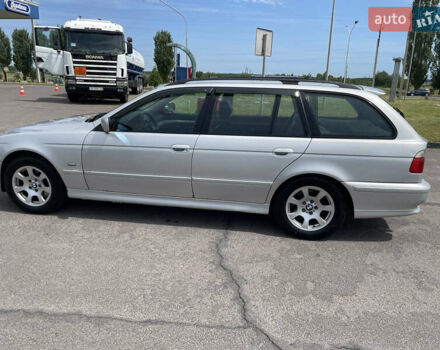 Серый БМВ 5 Серия, объемом двигателя 3 л и пробегом 400 тыс. км за 4800 $, фото 1 на Automoto.ua