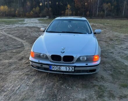 Сірий БМВ 5 Серія, об'ємом двигуна 3 л та пробігом 450 тис. км за 1900 $, фото 1 на Automoto.ua