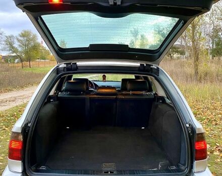 Серый БМВ 5 Серия, объемом двигателя 2.9 л и пробегом 0 тыс. км за 6500 $, фото 8 на Automoto.ua