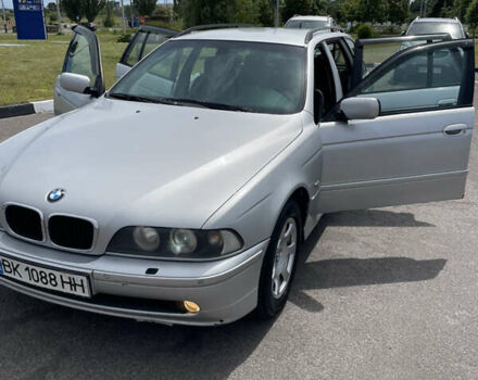 Серый БМВ 5 Серия, объемом двигателя 3 л и пробегом 400 тыс. км за 4800 $, фото 4 на Automoto.ua