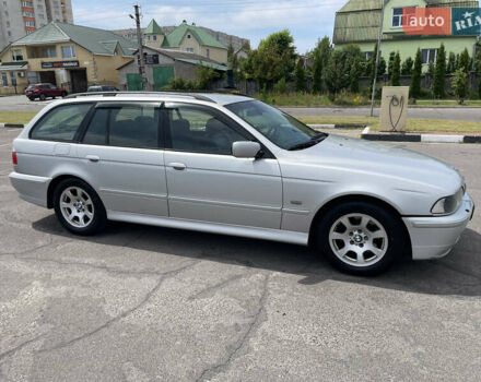 Серый БМВ 5 Серия, объемом двигателя 3 л и пробегом 400 тыс. км за 4800 $, фото 2 на Automoto.ua