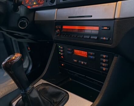 Сірий БМВ 5 Серія, об'ємом двигуна 2 л та пробігом 390 тис. км за 3750 $, фото 16 на Automoto.ua