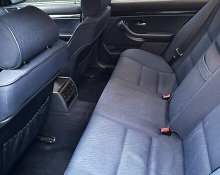 Серый БМВ 5 Серия, объемом двигателя 2.5 л и пробегом 338 тыс. км за 5300 $, фото 9 на Automoto.ua