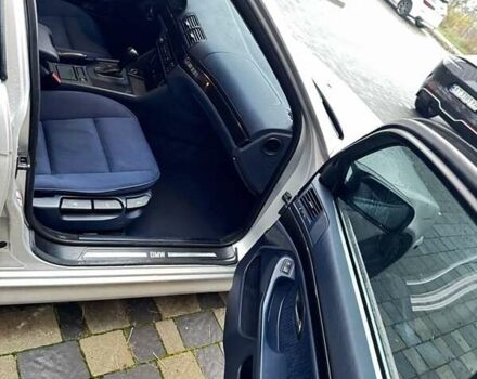 Серый БМВ 5 Серия, объемом двигателя 2.5 л и пробегом 338 тыс. км за 5300 $, фото 10 на Automoto.ua