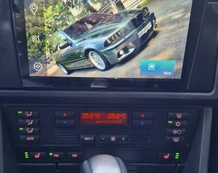 Серый БМВ 5 Серия, объемом двигателя 3 л и пробегом 364 тыс. км за 10000 $, фото 60 на Automoto.ua