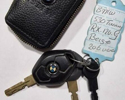 Серый БМВ 5 Серия, объемом двигателя 3 л и пробегом 364 тыс. км за 10000 $, фото 31 на Automoto.ua