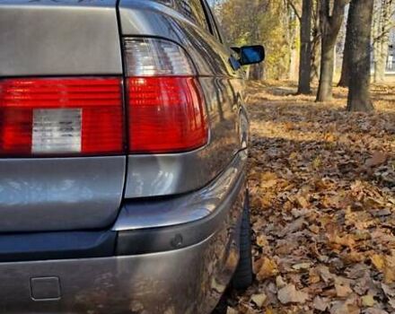 Серый БМВ 5 Серия, объемом двигателя 3 л и пробегом 364 тыс. км за 10000 $, фото 16 на Automoto.ua