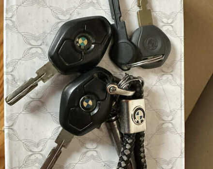 Серый БМВ 5 Серия, объемом двигателя 2.5 л и пробегом 383 тыс. км за 5500 $, фото 14 на Automoto.ua