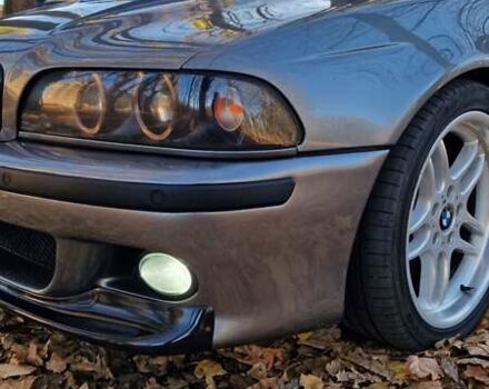 Серый БМВ 5 Серия, объемом двигателя 3 л и пробегом 364 тыс. км за 10000 $, фото 5 на Automoto.ua