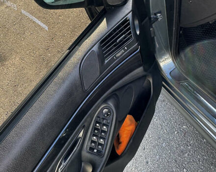 Серый БМВ 5 Серия, объемом двигателя 2.5 л и пробегом 331 тыс. км за 7000 $, фото 6 на Automoto.ua