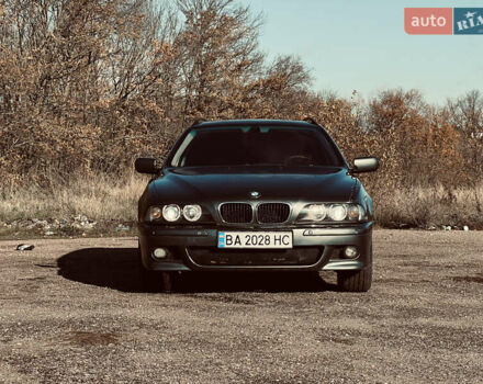 Серый БМВ 5 Серия, объемом двигателя 3 л и пробегом 313 тыс. км за 5900 $, фото 1 на Automoto.ua