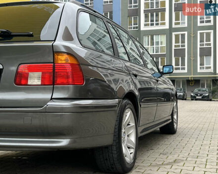 Серый БМВ 5 Серия, объемом двигателя 2.5 л и пробегом 300 тыс. км за 4750 $, фото 10 на Automoto.ua