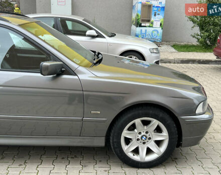 Серый БМВ 5 Серия, объемом двигателя 2.5 л и пробегом 300 тыс. км за 4750 $, фото 15 на Automoto.ua