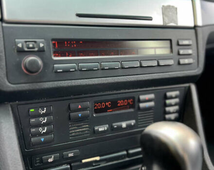 Серый БМВ 5 Серия, объемом двигателя 2.5 л и пробегом 300 тыс. км за 4750 $, фото 27 на Automoto.ua