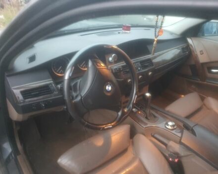 Серый БМВ 5 Серия, объемом двигателя 2.5 л и пробегом 360 тыс. км за 3000 $, фото 5 на Automoto.ua