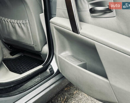 Серый БМВ 5 Серия, объемом двигателя 2.5 л и пробегом 321 тыс. км за 6499 $, фото 15 на Automoto.ua