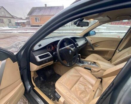 Серый БМВ 5 Серия, объемом двигателя 2.5 л и пробегом 330 тыс. км за 3100 $, фото 7 на Automoto.ua