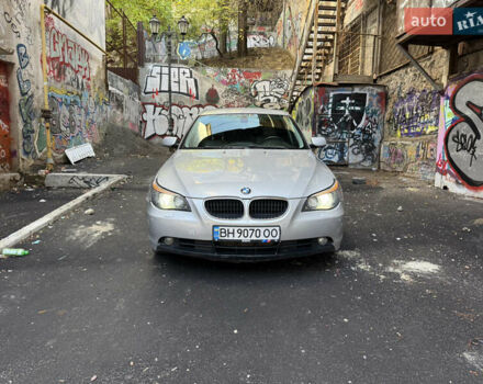 Серый БМВ 5 Серия, объемом двигателя 2.5 л и пробегом 350 тыс. км за 6500 $, фото 1 на Automoto.ua