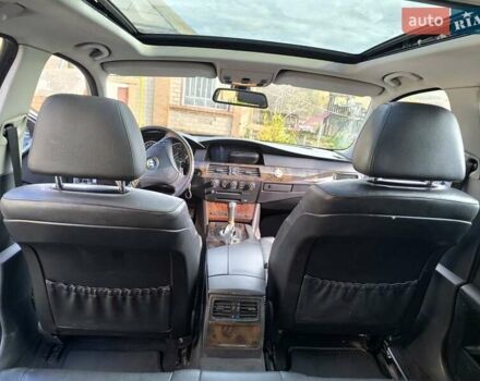 Серый БМВ 5 Серия, объемом двигателя 3 л и пробегом 295 тыс. км за 7800 $, фото 12 на Automoto.ua