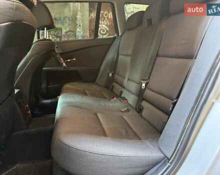 Серый БМВ 5 Серия, объемом двигателя 2.5 л и пробегом 350 тыс. км за 6500 $, фото 12 на Automoto.ua