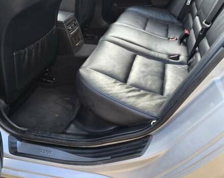 Серый БМВ 5 Серия, объемом двигателя 3 л и пробегом 295 тыс. км за 7800 $, фото 13 на Automoto.ua