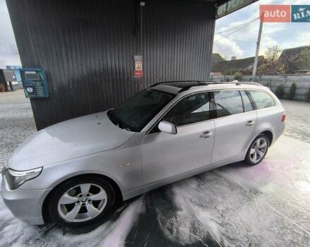 Серый БМВ 5 Серия, объемом двигателя 3 л и пробегом 295 тыс. км за 7800 $, фото 2 на Automoto.ua