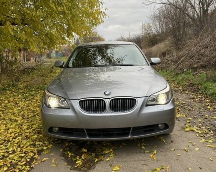 Серый БМВ 5 Серия, объемом двигателя 3 л и пробегом 300 тыс. км за 4900 $, фото 1 на Automoto.ua