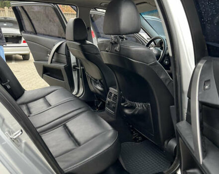 Серый БМВ 5 Серия, объемом двигателя 2.5 л и пробегом 400 тыс. км за 7500 $, фото 6 на Automoto.ua