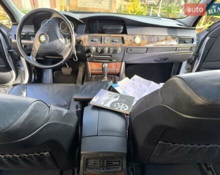 Серый БМВ 5 Серия, объемом двигателя 3 л и пробегом 295 тыс. км за 7800 $, фото 6 на Automoto.ua