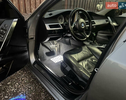 Серый БМВ 5 Серия, объемом двигателя 2.99 л и пробегом 286 тыс. км за 9000 $, фото 26 на Automoto.ua