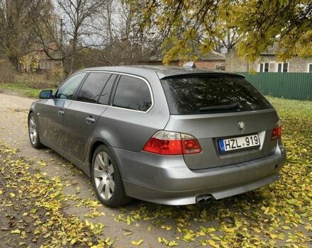 Серый БМВ 5 Серия, объемом двигателя 3 л и пробегом 360 тыс. км за 4900 $, фото 3 на Automoto.ua