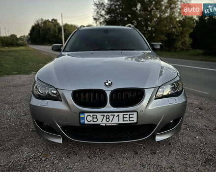 Серый БМВ 5 Серия, объемом двигателя 2.99 л и пробегом 286 тыс. км за 9000 $, фото 1 на Automoto.ua