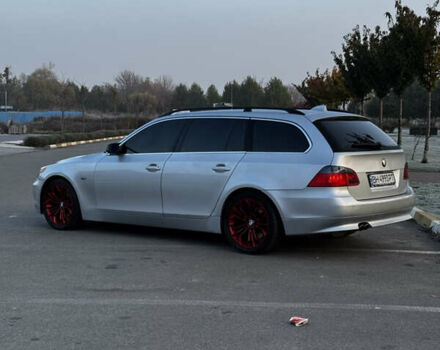 Серый БМВ 5 Серия, объемом двигателя 3 л и пробегом 343 тыс. км за 8400 $, фото 3 на Automoto.ua