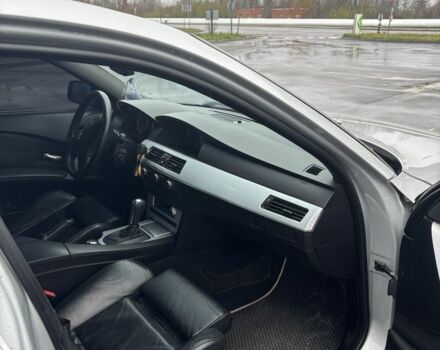 Серый БМВ 5 Серия, объемом двигателя 2.5 л и пробегом 260 тыс. км за 7999 $, фото 8 на Automoto.ua