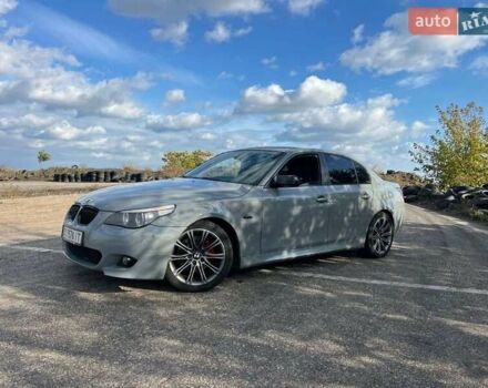 Серый БМВ 5 Серия, объемом двигателя 2.9 л и пробегом 400 тыс. км за 9000 $, фото 3 на Automoto.ua