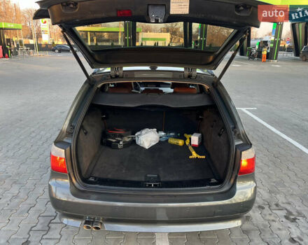 Серый БМВ 5 Серия, объемом двигателя 2.5 л и пробегом 305 тыс. км за 6800 $, фото 4 на Automoto.ua