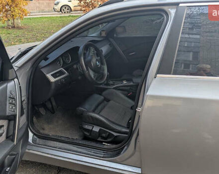 Серый БМВ 5 Серия, объемом двигателя 2.99 л и пробегом 428 тыс. км за 9800 $, фото 16 на Automoto.ua