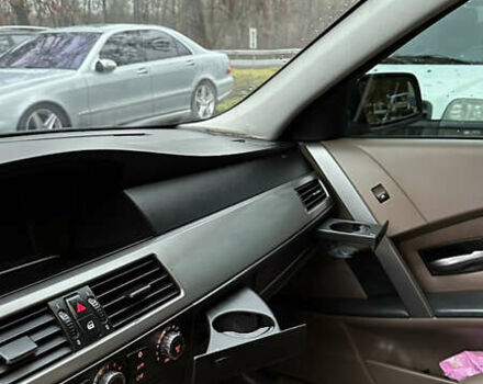 Сірий БМВ 5 Серія, об'ємом двигуна 3 л та пробігом 356 тис. км за 8900 $, фото 9 на Automoto.ua