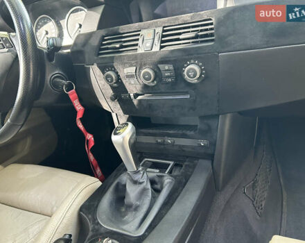 Серый БМВ 5 Серия, объемом двигателя 2.5 л и пробегом 449 тыс. км за 7000 $, фото 9 на Automoto.ua