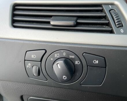 Серый БМВ 5 Серия, объемом двигателя 3 л и пробегом 350 тыс. км за 7500 $, фото 8 на Automoto.ua