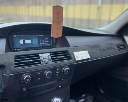 Серый БМВ 5 Серия, объемом двигателя 3 л и пробегом 350 тыс. км за 7500 $, фото 5 на Automoto.ua