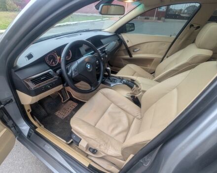 Серый БМВ 5 Серия, объемом двигателя 3 л и пробегом 267 тыс. км за 8300 $, фото 2 на Automoto.ua