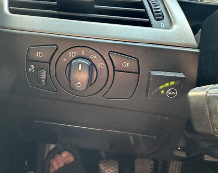 Серый БМВ 5 Серия, объемом двигателя 2.5 л и пробегом 250 тыс. км за 6500 $, фото 10 на Automoto.ua