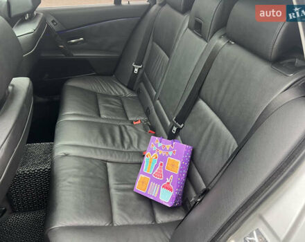 Серый БМВ 5 Серия, объемом двигателя 2.99 л и пробегом 421 тыс. км за 11500 $, фото 23 на Automoto.ua