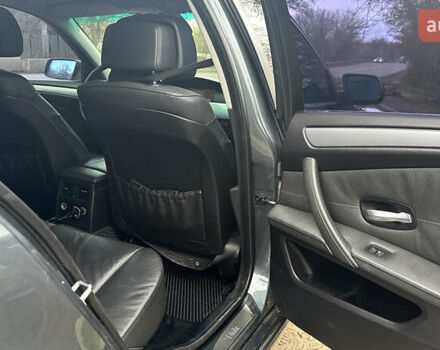 Серый БМВ 5 Серия, объемом двигателя 2.99 л и пробегом 323 тыс. км за 9300 $, фото 12 на Automoto.ua