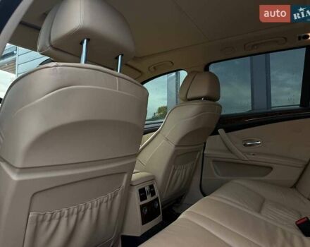 Серый БМВ 5 Серия, объемом двигателя 3 л и пробегом 257 тыс. км за 11999 $, фото 25 на Automoto.ua