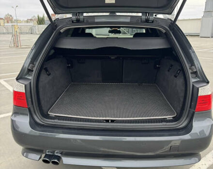 Серый БМВ 5 Серия, объемом двигателя 3 л и пробегом 212 тыс. км за 8700 $, фото 25 на Automoto.ua