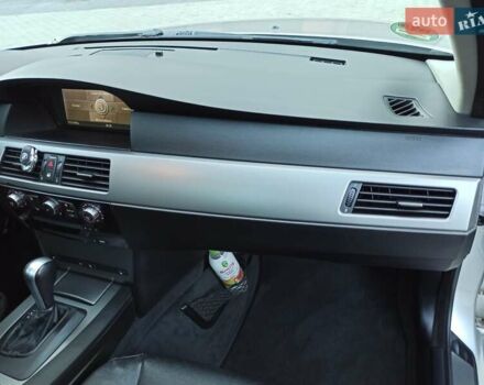 Серый БМВ 5 Серия, объемом двигателя 2.5 л и пробегом 311 тыс. км за 9100 $, фото 17 на Automoto.ua