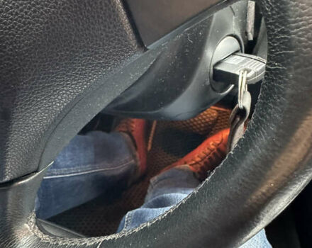 Серый БМВ 5 Серия, объемом двигателя 3 л и пробегом 212 тыс. км за 8700 $, фото 45 на Automoto.ua